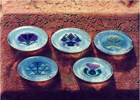 #23010 -- Floral Paperweights