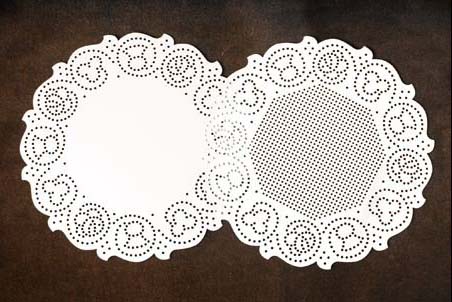 #90589 -- Sewing Card -- Britannia (Round)